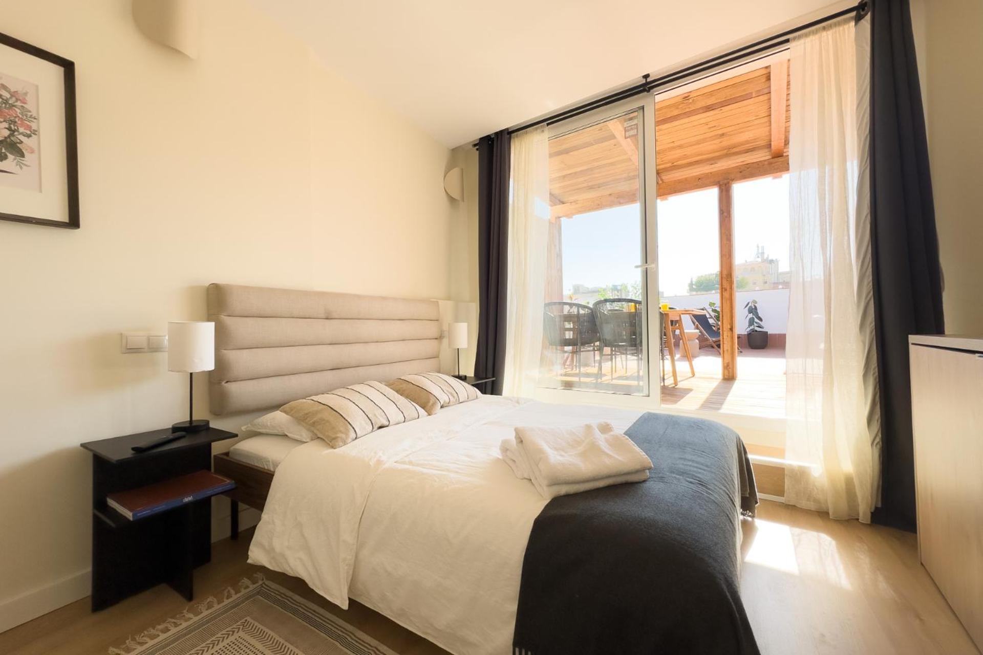 Unique Living Born Apartments & Studios Barcelona Bagian luar foto