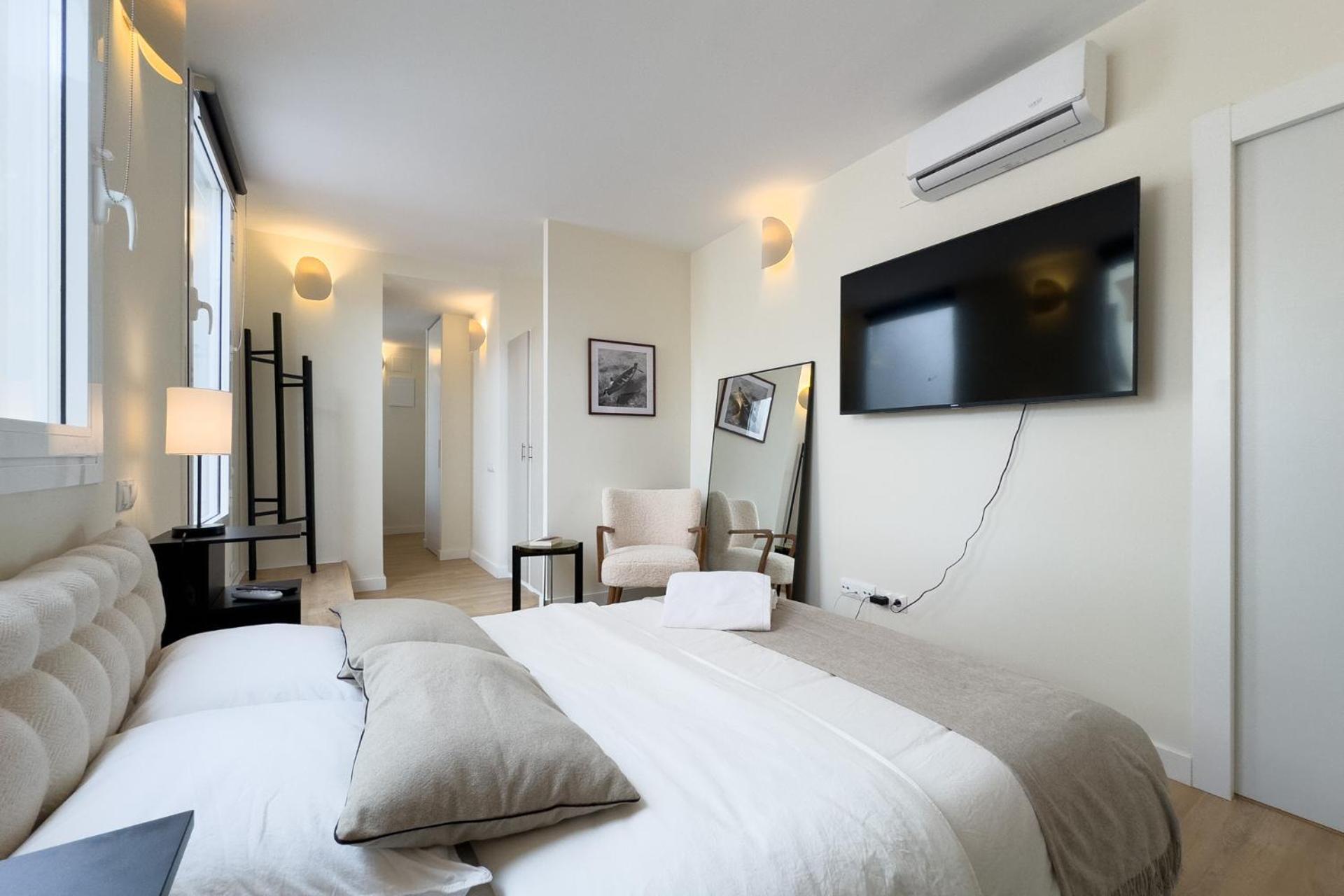 Unique Living Born Apartments & Studios Barcelona Bagian luar foto