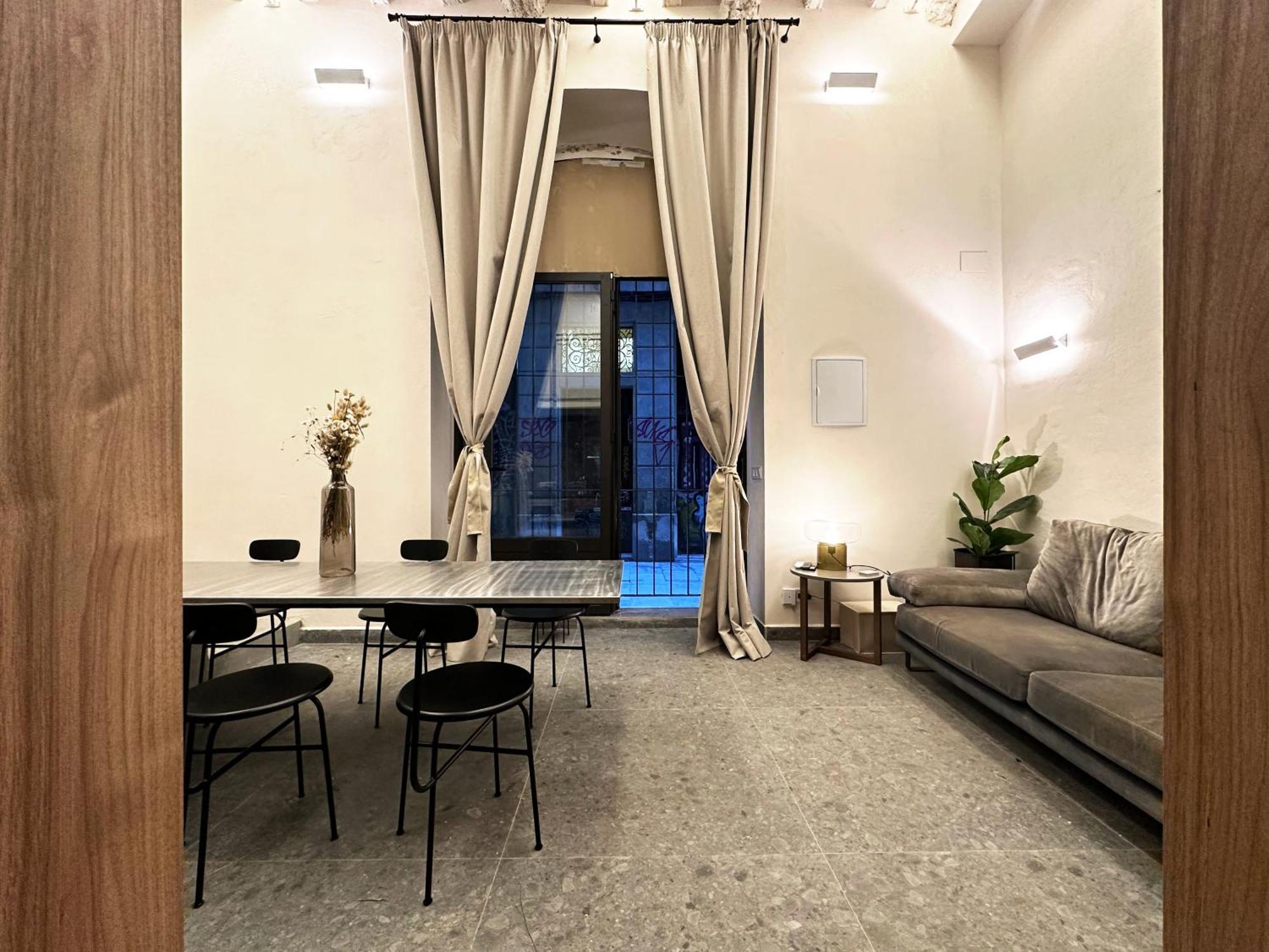 Unique Living Born Apartments & Studios Barcelona Bagian luar foto