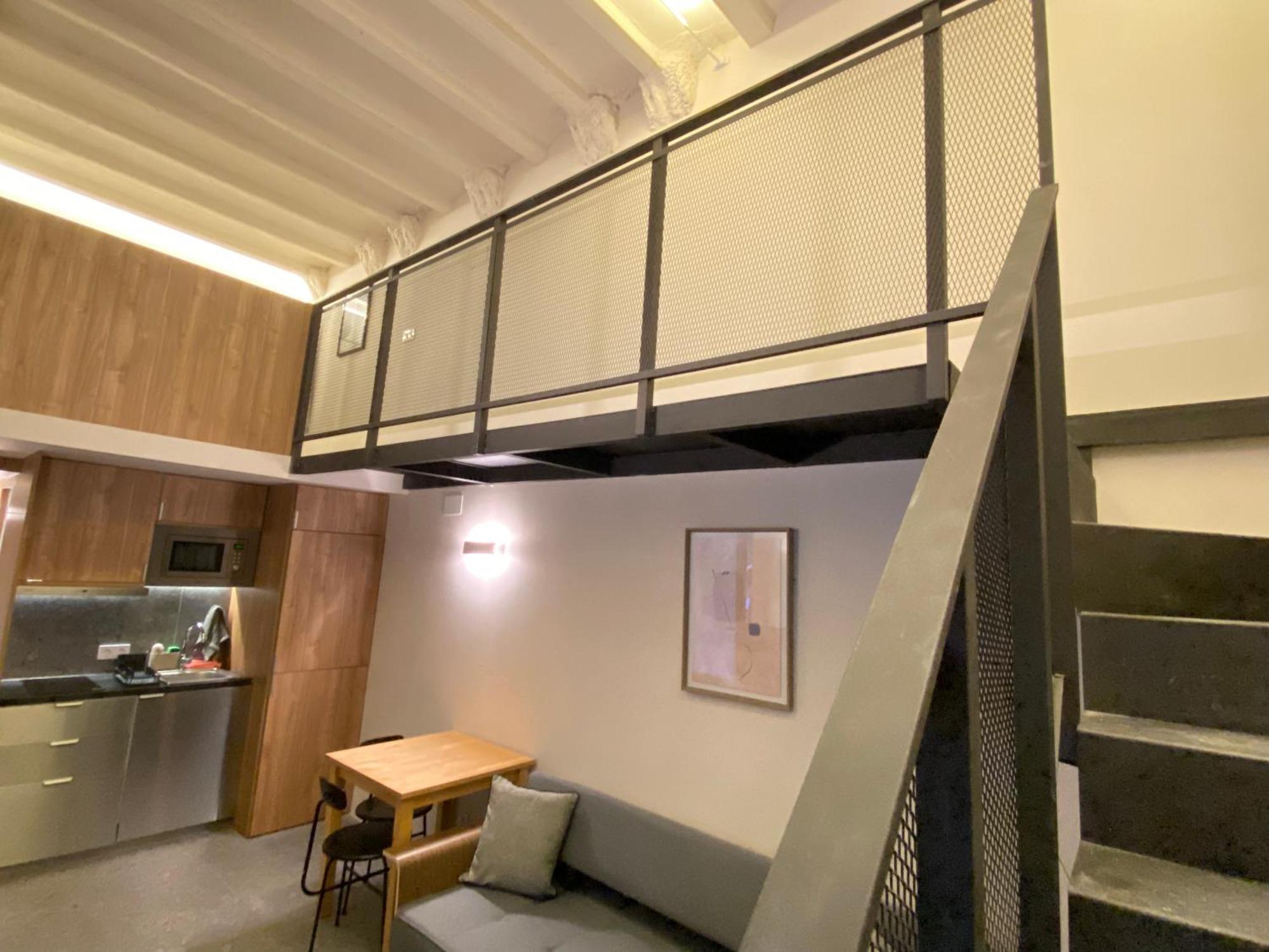 Unique Living Born Apartments & Studios Barcelona Bagian luar foto