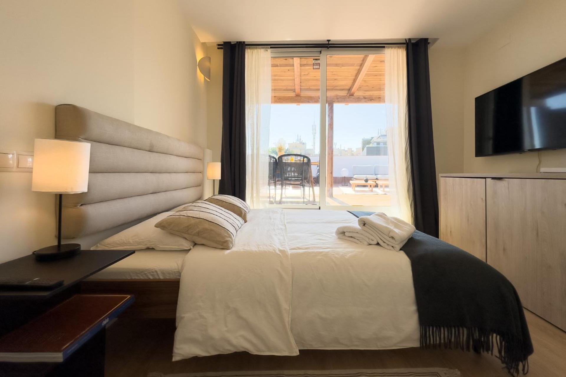Unique Living Born Apartments & Studios Barcelona Bagian luar foto