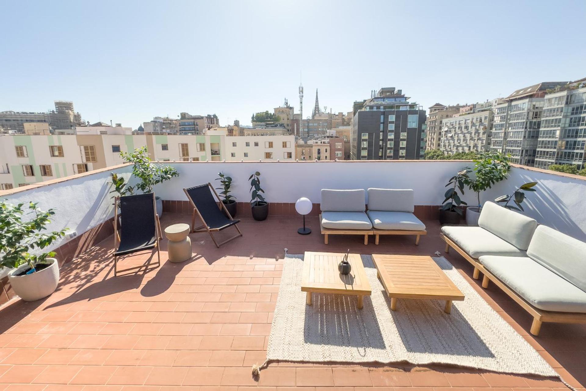 Unique Living Born Apartments & Studios Barcelona Bagian luar foto